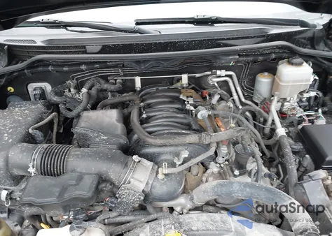 2016 Lexus Lx 570 z USA, uszkodzony, nr VIN JTJHY7AX6G4194579